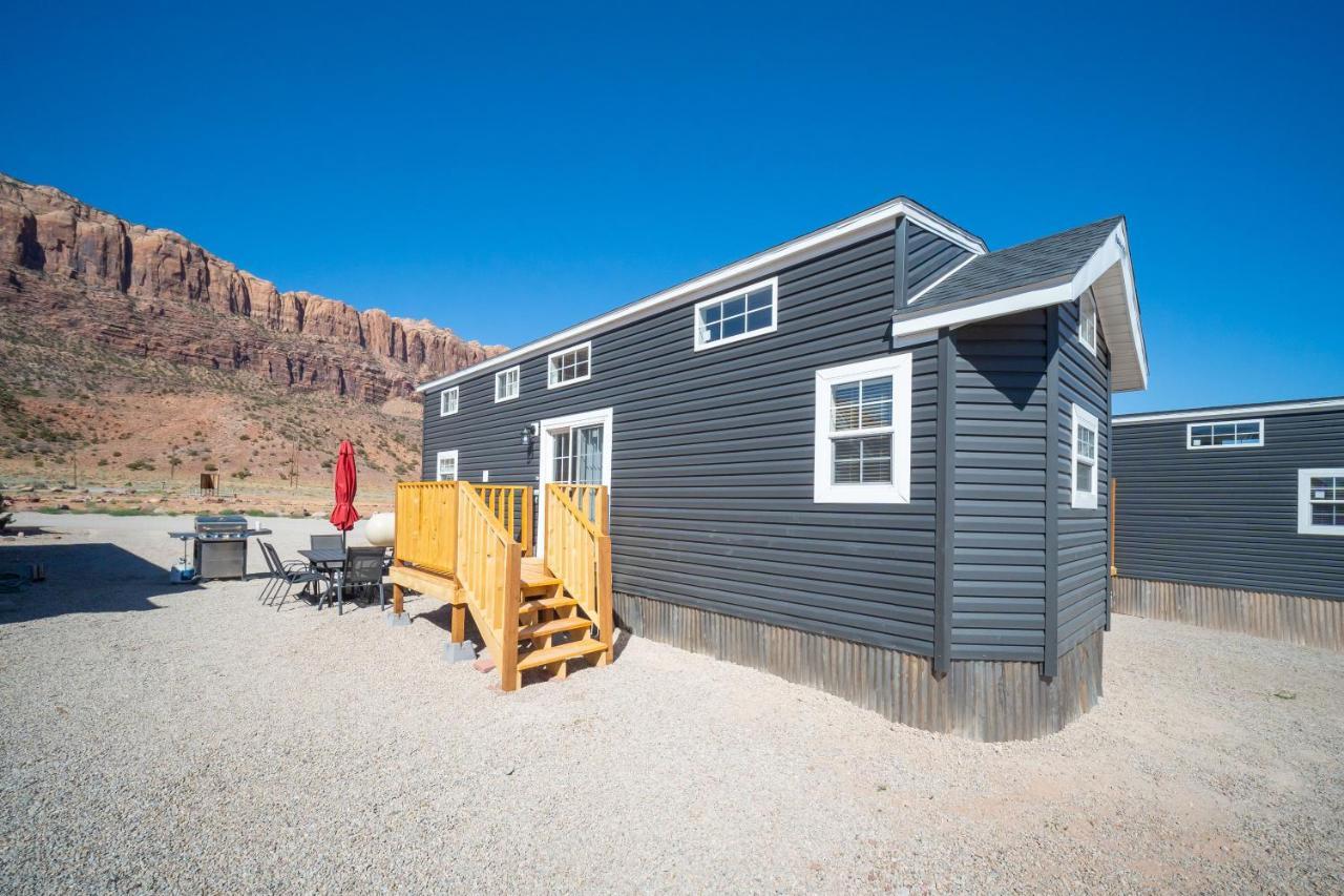 Funstays Glamping Tiny House W Loft - Site 2 Moab Exterior foto